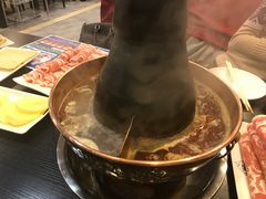 -楼外楼大刀肉传统火锅居(幸福街店)