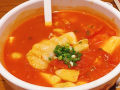-渝是乎酸菜鱼·川渝小炒(新世界百货望京店)