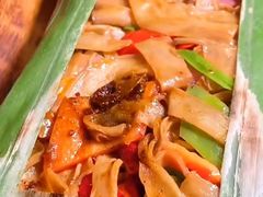 -雀舞云南菜(天津天河城购物中心店)
