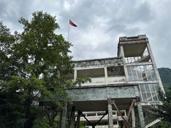 -四川汶川特大地震漩口中学遗址