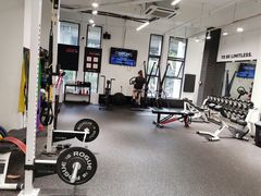 -汗水空间私教健身连锁(SM广场店)