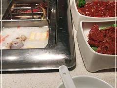 -海底捞火锅鲜切牛肉主题店(长寿路店)