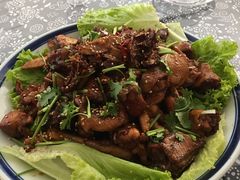 -八两八金·莱芜特色炒鸡(市南漳浦路店)
