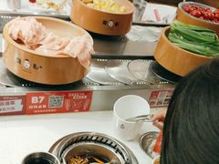 -龍歌自助小火锅(市南金茂湾店)