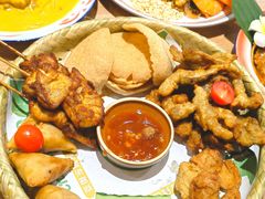 市场招手停炸食拼盘-迷你椰·泰式大排档(观前街店)