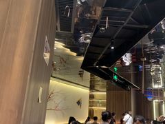 -捞王锅物料理(上海世茂广场店)