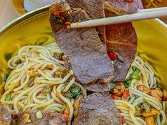 -万方圆拌粉瓦罐汤(恒茂华城店)