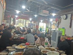 -聚八方土菜馆(余松路店)