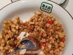 -费大厨辣椒炒肉(龙湖洋湖天街店)