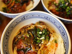 大排面-沪西老弄堂面馆(定西路店)