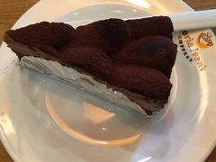 -Gloria Jean's Coffees