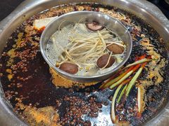 -利姐牧牛匠老火锅(兰花店)