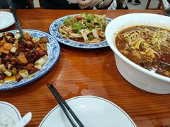 -椒香川流不息川菜馆(二七北路店)
