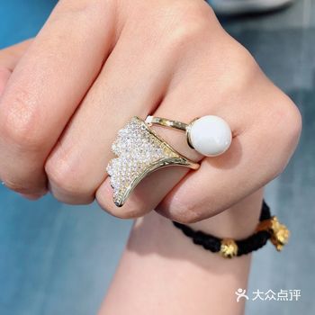 素圈可以带两三个手指就很不错