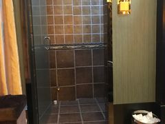 -瑶池足道养生SPA