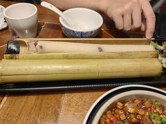 -雀舞云南菜(天津天河城购物中心店)