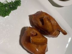 大厨玻璃脆皮妙龄乳鸽-天然台1908(中建广场店)