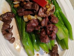 菜心炒鸽杂-大鸽饭(北京路店)
