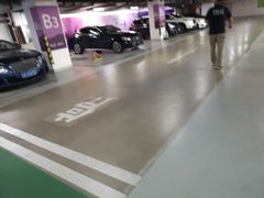 -浦东嘉里城-停车场