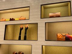 -CHANEL(恒隆广场店)