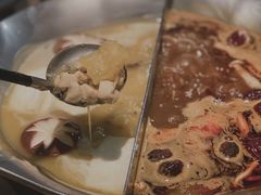 红颜花胶鸡锅-湊湊火锅·茶憩(杭州湖滨银泰in77店)