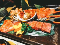 -炼火烤肉店
