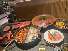 -三出山火锅(南京万象天地店)