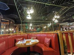 -绿茵阁西餐厅(中央广场店)