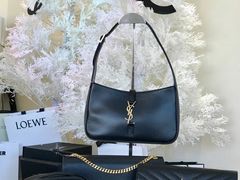 -用真奢侈品名表名包回收中心(朝阳万达店)