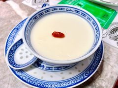 杏仁豆腐-禄婶鸡煲·打边炉