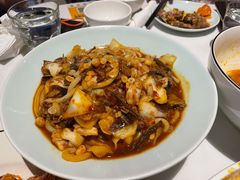 野蘑菇酸菜双拼鸡炒-疆Jiang·新疆秘制料理