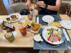 -刀叉遇上筷子中西融合餐厅(和平店)