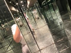 -穹六人间 people 6(岳阳路店)