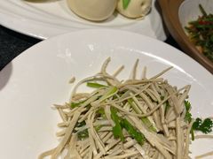 -鲁菜根·泰安菜(万达店)