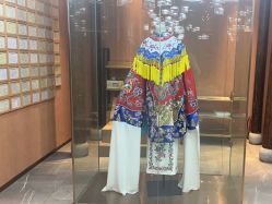 -盘子女人坊古装写真摄影(南京总店)