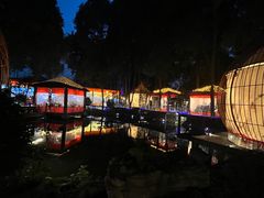 -二荆条·蜀鲜汇城市森林火锅