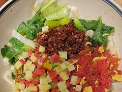 油泼三合一-宋益驴蹄子面肉夹馍(辛家庙店)