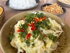 -户撒阿沙过手米线店