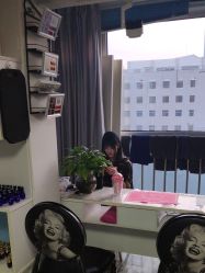 -佛伦斯接发烫染国际连锁