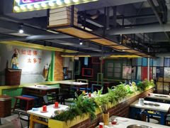 -钢管厂五区小郡肝串串香火锅(梅川路店)