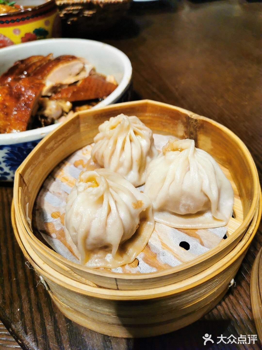 南京大牌档在无锡开了也几个年头了，开业到现在才吃过2