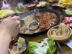 -乖嬢嬢重庆老火锅(南联店)