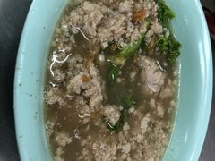 猪肉汤-榮泰米粉湯(Left Shop)