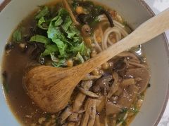 -百春原湖南牛肉粉(百联世纪店)