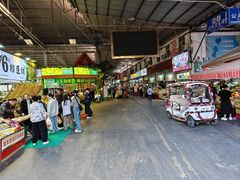 -曼阁市场水果批发市场