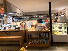 -慢象咖啡(台江店)