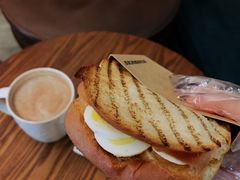 古巴风情鸡肉芝士三明治-星巴克臻选(广州东山锦轩店)