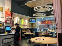 -滋味满屋美食坊(上海街店)