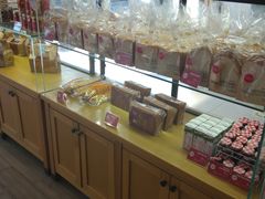 面包甜点陈列柜-味多美(民星路店)
