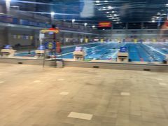 -奥冠体育华师附中恒温游泳馆